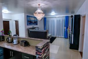 Godwins Apartment Ensuite,10mins to Airport,SGR and Malls