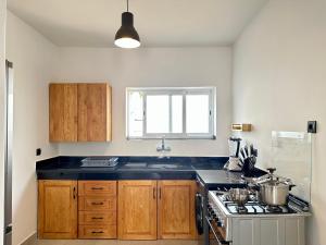 Sea & Forest Views mario