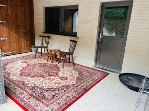 Ruime suite met privé ingang en badkamer