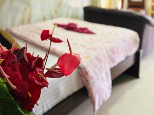 Grand adamspeak hotel & restaurant