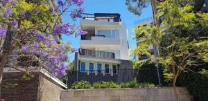 Spacious Studio Surrounded By Great Views