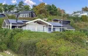 Stunning Home In Ebeltoft With Sauna