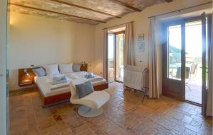 Amazing Home In Lisciano Niccone