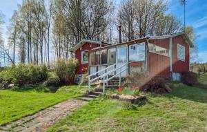 Awesome Home In Hyssna