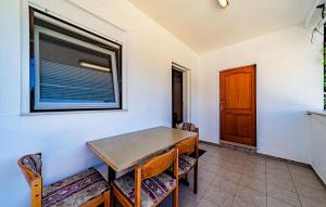 Pet Friendly Apartment In Viganj With Lake View