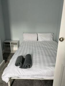ML Short Stays - 3 Bedroom House Near BAE