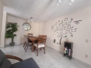 El depa de Natalia a min de aeropuerto y estadio GNP