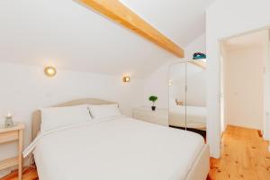 New Amazing Cozy House in the heart Lisbon