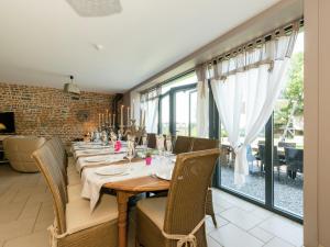 Marche Farmhouse with Hot Tub