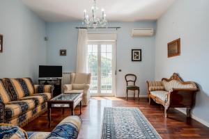 GuestHost - Trecastagni Elegant & Comfy Apartment