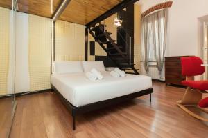 300 meters from the Genoa Aquarium and San Giorno Metro, Self Checkin and Fast Internet