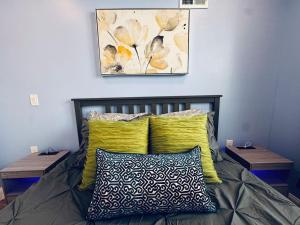 New Apt w Washer Dryer Kitchen Rainfall in Chinatown