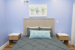 Renovated Modern Apt next to ChinatownConvention