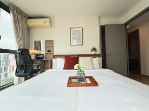 Near BTS l Workspace and Kitchen - Pool and Gym l Sontana