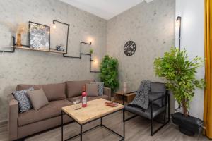 Phenom 1-Bedroom Apartment in Mar Mikhael