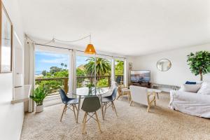 Driftwood Club - Ocean Views, BBQ, Pet Friendly