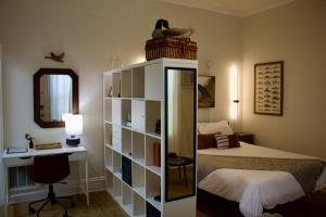 Simple Studio Walk Everywhere