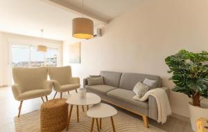 Stunning Apartment In Guardamar Del Segura
