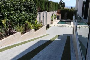 Luxury Home in Granada with Heated Pool