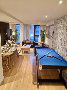 Thai Suite 28 Night Stay with Pool table, FreePark
