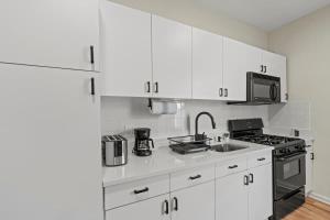 Group Retreat 15Min to NYC MetLife Mall FREE Parking