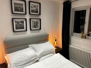 Stunning apartment with parking near Barnsley town centre sleeps 4