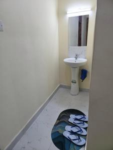 Gee Skykine Airbnbs Kamakis