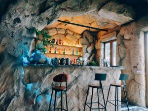 The Roar Bar - Elyhaven Venice 89 Fireworks & Sea View