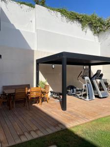 Wonderful 6 Bdrm Villa with Pool RG62028