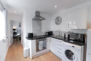 Luxury 1 Bed Apartment Bromley