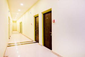 Hotel O Kolkata Padmapukur Lake