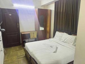 Collection O Bangalore Chikka Banavara Bus Station