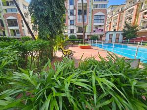 Amazing Pool View 2BHK Candolim Goa Apartment