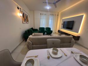 Classic 2 bedroom penthouse in mombasa CBD