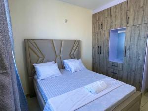 Classic 2 bedroom penthouse in mombasa CBD