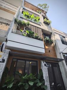 Wings House Dragon Bridge -3BR