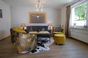 Upland-Flair Ferienwohnung WALDPFAD im Zentrum!