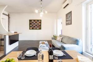 Colosseo Apartment Holiday - Attico al Colosseo a Monti