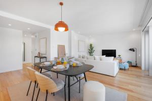 Beach and Ocean Views Sal DOuro with Parking