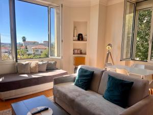 PROVENCE 2 PIECES AVEC BALCON