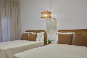 Modern Escape with Pool & Beach