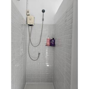 Seen Hostel Bangkok The Riverwalk