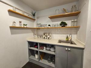 Seen Hostel Bangkok The Riverwalk