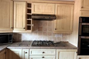 Bedfordshire Haven: 3-bedroom with Garden