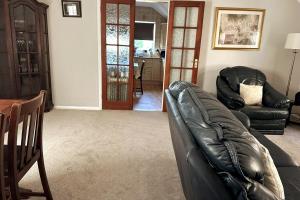 Bedfordshire Haven: 3-bedroom with Garden