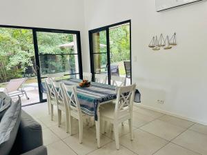 Maison au calme, accès direct lac et forêt