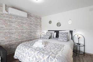 1 studio et 2 appartements 3 étoiles au calme à 150 m des thermes - Bains-Les-Bains