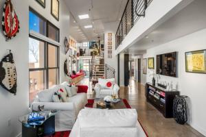 The Loft at Marquez Place