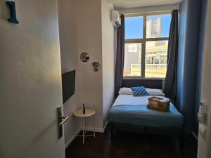 Blife Spanya - private rooms at Santantonya 3rd floor