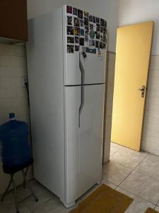 1 quarto grande 1 cama de casal